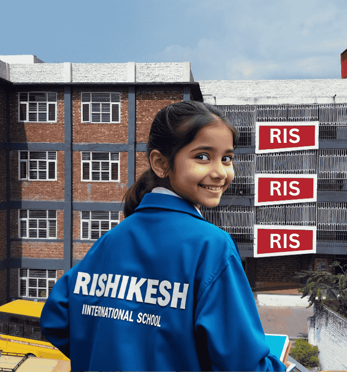 Beige travel photo collage (700 x 40 px) (700 x 400 px) (700 x 750 px) (1)